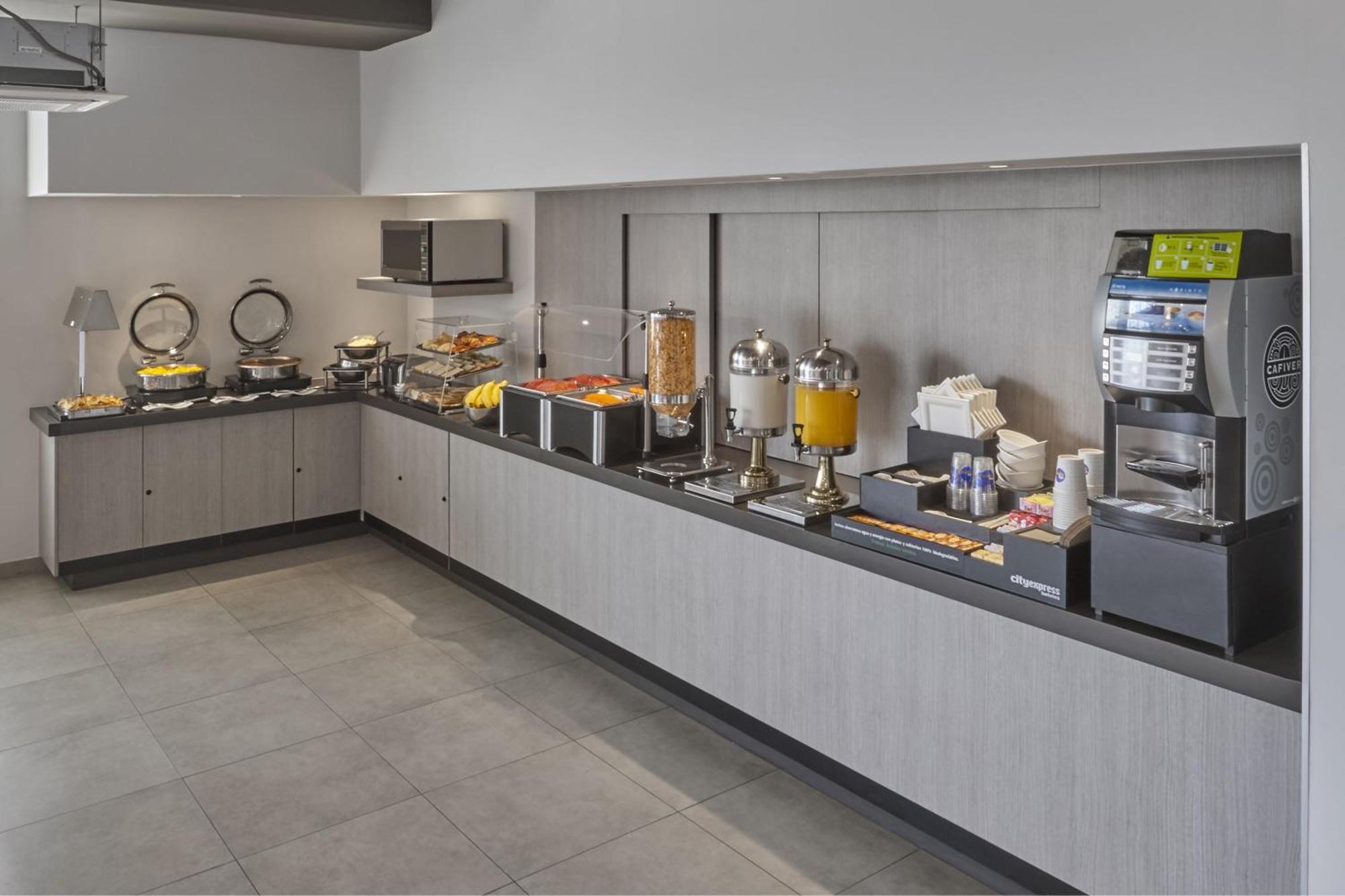 City Express Junior By Marriott Puebla Angelopolis Екстериор снимка