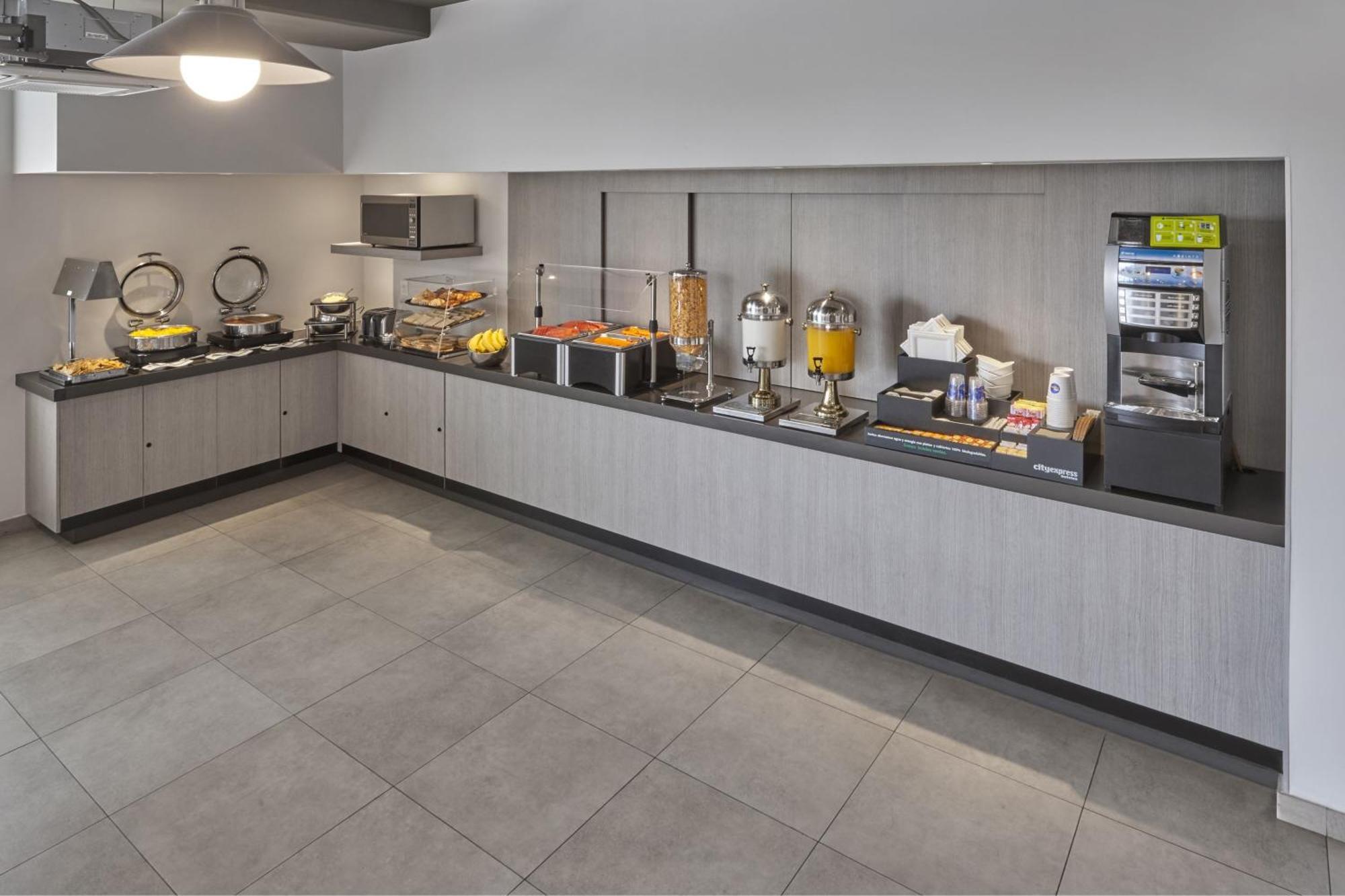 City Express Junior By Marriott Puebla Angelopolis Екстериор снимка
