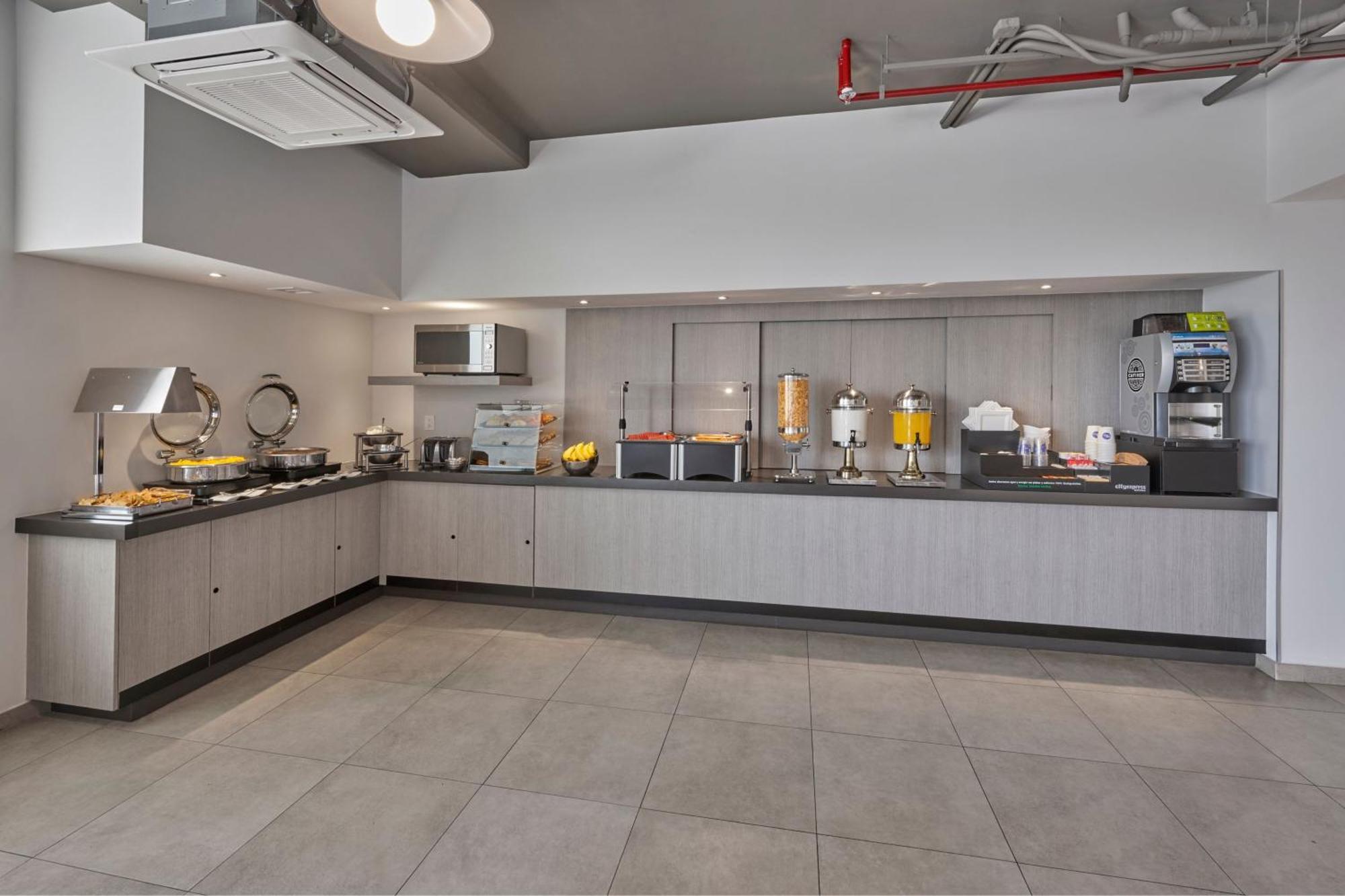 City Express Junior By Marriott Puebla Angelopolis Екстериор снимка